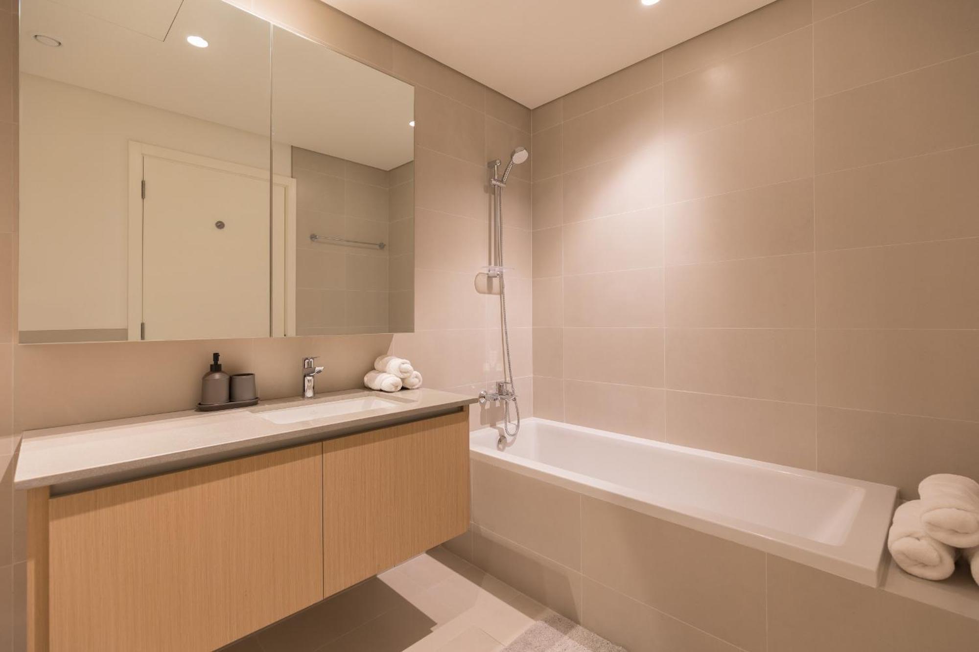 Creek Roomy 3br + Terrace Appartamento *